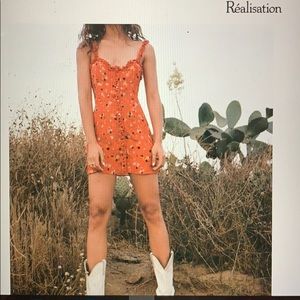 Réalisation  The Julia Dress in Rouge Fleur